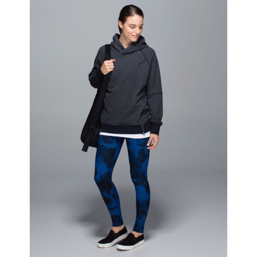 Lululemon luxtreme wunder under jumbo inkwell floral print full length tights